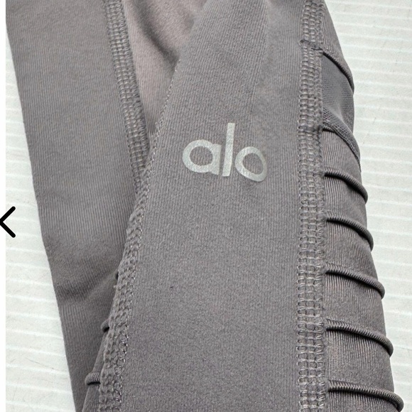 ALO Yoga Pants - Alo Gray Leggings with Side Ladder Detail